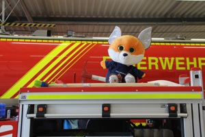 Sparkasse Gummersbach unterstützt Kinderfeuerwehr Nümbrecht mit 12.000 Euro