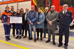 500 Euro Spende für die Jugendfeuerwehr Nümbrecht