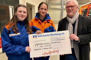 500 Euro Spende für die Jugendfeuerwehr Nümbrecht