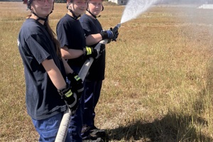 Jugendfeuerwehr Nümbrecht verabschiedet sich mit erfolgreicher Sommerabschlussübung in die Ferien