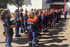 Jugendfeuerwehr Nümbrecht verabschiedet sich mit erfolgreicher Sommerabschlussübung in die Ferien